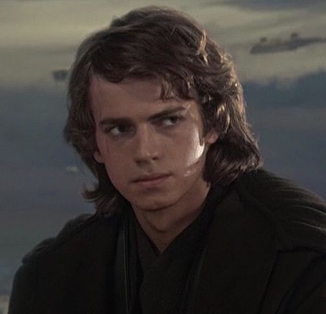 Anakin And Padme Wallpaper, Padme Wallpaper, Anakin Skywalker Pfp, Star Wars Pfp, Anakin Skywalker Icon, Na Yeon, Anakin Skywalker, Google Images, Star Wars