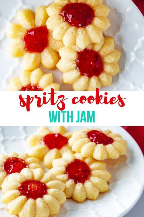 Christmas Press Cookies, Chocolate Spritz Cookies, Butter Spritz Cookies, Cookies With Jam, Cookie Press Recipes, Christmas Spritz Cookies, Spritz Cookie, Spritz Cookie Recipe, Jelly Cookies