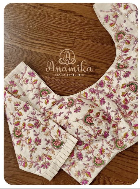 Designer Unstitched Blouse Piece With Floral Embroidery, White Floral Embroidery Blouse For Wedding, Transitional Designer Blouse With Floral Embroidery, Pink Floral Embroidery Blouse For Wedding, Silk Bollywood Blouse With Floral Embroidery, Aari Blouses, Modern Blouse, Blouse Works, Long Blouse Designs