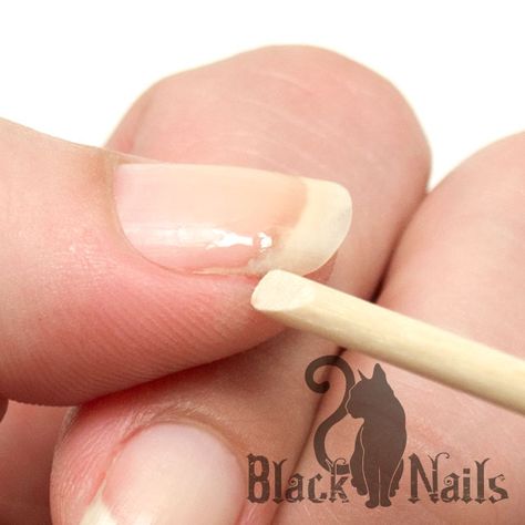 Torn Nail Repair During - Flatten Black Cat Nails, Fix Broken Nail, Repair Broken Nail, Nail Ridges, Split Nails, Broken Finger, Opi Nail Envy, No Chip Nails, Broken Nails