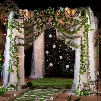 Enchanted Garden Prom Theme, Garden Prom Theme, Enchanted Garden Prom, Enchanted Forest Quinceanera Theme, Enchanted Forest Quinceanera, Enchanted Forest Prom, Enchanted Forest Decorations, Homecoming Themes, Enchanted Forest Party