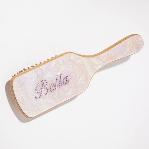 PRICES MAY VARY. ♥Custom Rhinestones Name♥This luxurious name hairbrush is designed to showcase your style.Handcrafted with rhinestones,customize your own hairbrush with your name numbers or initials,our hairbrush is the perfect accessory to upgrade your beauty routine with rhinestones to add a touch of sparkle to your everyday look. hairstyle to highlight your unique style,a unique and stylish way to suit any special occasion,a must-have for any beauty lover. ♥Function♥Massaging your scalp thro Mens Hair Gifts, My Christmas Wishlist Hair, Personalized Gifts For Sisyer, Where To Shop For Christmas Gifts, Cheap Gifts For Christman, Hair Tools Gift, Peraonalized Gifts, Amazon Cute Gifts, Gifts For Christmas List