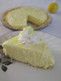 Lemon Pudding Cheesecake, Instant Pudding Recipes, Lemon Pudding Dessert, Lemon Cream Cheese Pie, Jello Pudding Recipes, Lemon Pudding Recipes, Jello Pudding Desserts, No Bake Lemon Pie, Vintage Jello