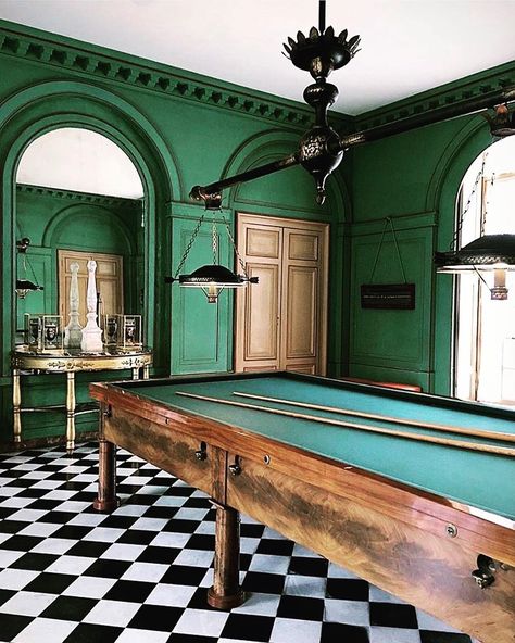 Gorgeous billiard room .via @paul_j_little . . . #art #blackandwhite #green #billard #architecture #apartment #marble #france #castle… Vintage Billiard Room, Billiard Room Decor, Pool Room Decor, Chateau De Malmaison, Study Decor, Pool Rooms, Design Remodel, Celebrity Design, Billiard Room