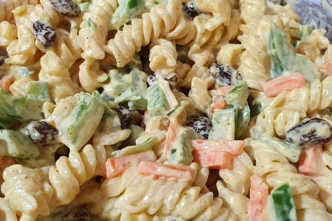 Curried Pasta, Curry Pasta Salad, Mexican Pasta Salad, Ham Recipes Baked, Curry Pasta, Easy Pasta Salad Recipe, Cold Pasta Salad, Cold Pasta, Pasta Salad Recipe