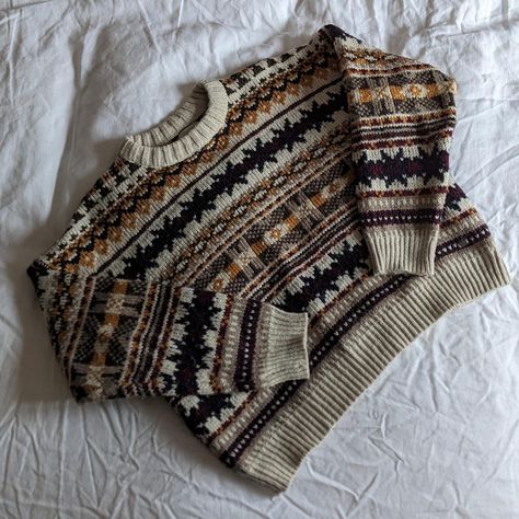 Big Jumper Aesthetic, Christmas Jumper Aesthetic, Grandpa Jumper, Jumper Aesthetic, Grandad Jumper, Jumper Outfits, Autumn Jumpers, Outfit Drawing, Wooly Jumper