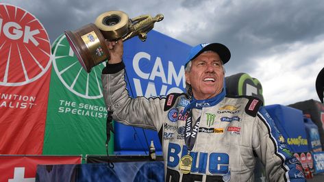 Seventy-two-year-old John Force won his 152nd NHRA final in Concord, N.C., on Sunday at age 72. The 16-time NHRA Funny Car champion won the four-wide race at zMax Speedway. Chevrolet Corvette Stingray, American Sports, Corvette Stingray, Two Year Olds, Street Cars, Car Humor, Drag Race, Drag Racing, Chevrolet Corvette