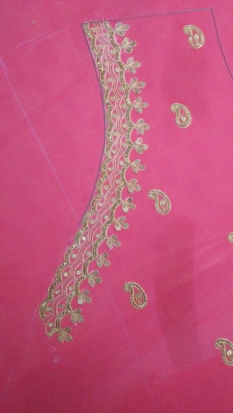 Pita Work Embroidery, Pita Work Blouse, Neck Hand Work, Pita Work, Khatli Work, Saree Painting Designs, Hand Work Design, Hand Beaded Embroidery, Kurti Embroidery Design