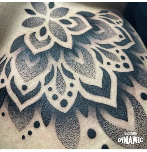 Chest Dotwork Tattoo, Geometric Stipple Tattoo, Dotted Mandala Tattoo, Mandala Dot Tattoo, Dotwork Tattoo Mandala Dots, Mandala Puntillismo Tattoo, Geometric Throat Tattoo, Tattoo Dot Work, Tattoo Dots