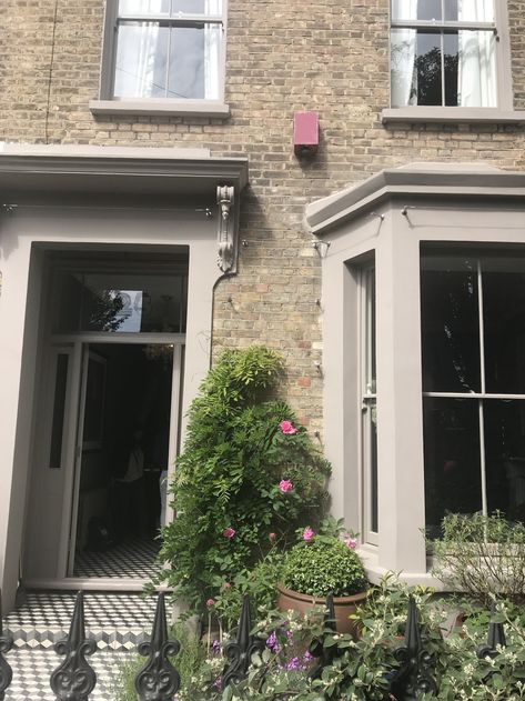 Victorian House Exterior Uk, Victorian Terrace Exterior, Terraced House Exterior, Interior Design Journal, Yellow Brick Houses, London Terrace House, Terrace House Exterior, Red Brick House Exterior, Victorian Front Doors