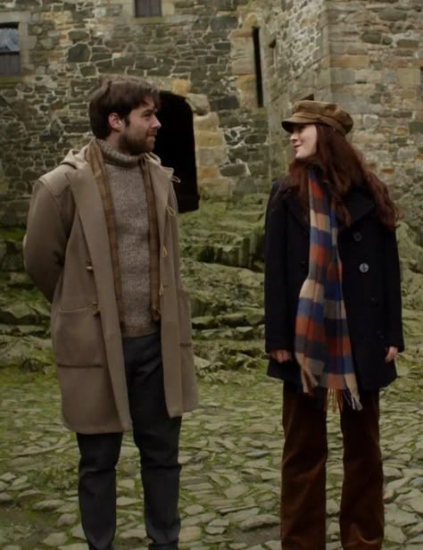 Outlander Aesthetic Fashion, Outlander Outfits Inspiration, Outlander Inspired Outfits, Scottish Fashion Woman, Brianna Mackenzie, Brianna And Roger, Brianna Outlander, Outlander Brianna, Outlander Fashion