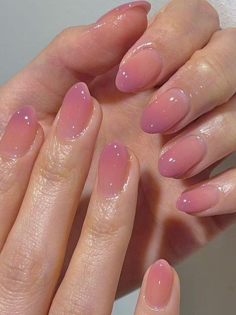 nude and pink ombre nails Pink Jelly Ombre Nails, Pink Syrup Nail, Jelly Color Nails Design, Pink Jelly Pedicure, Ombre Blush Nails, Dip Jelly Nails, Tan Jelly Nails, Jelly Nail Ombre, Jelly Nails Natural Nail