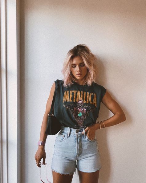 Graphic Tee Outfits, Rock Outfits, Festival Looks, Mode Inspo, Levis 501, Edgy Outfits, Mode Inspiration, Spring Summer Outfits, Outfits Casuales