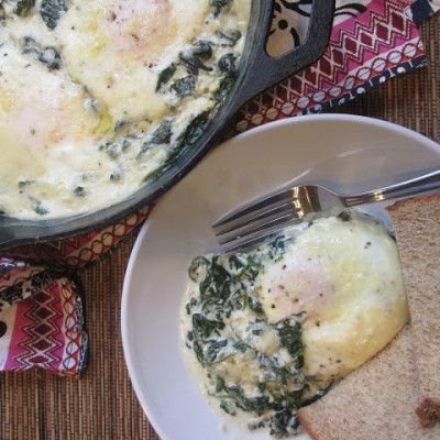 Ina Garten's Creamed Spinach Spinach And Eggs, Spinach Eggs, Creamed Spinach Recipe, Eggs Florentine, Bacon Sauce, Spinach Recipe, Ina Garten Recipes, Spinach Egg, Herb Cheese