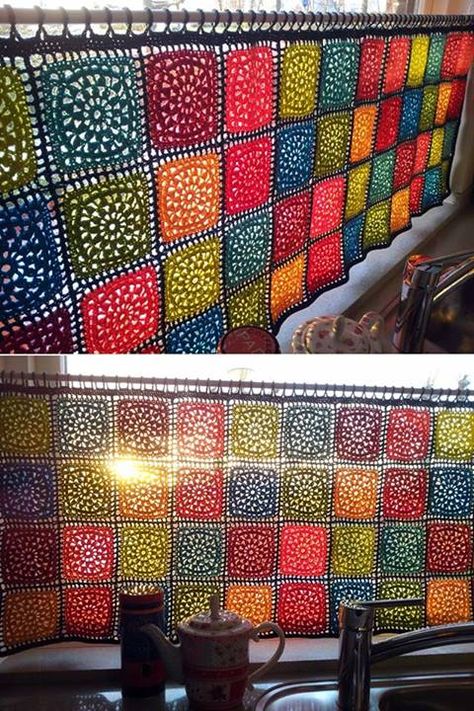 Art Au Crochet, Granny Square Haken, Confection Au Crochet, Colorful Crochet, Crochet Curtains, Crochet Kitchen, Crochet Home Decor, Crochet For Home, Curtain Patterns