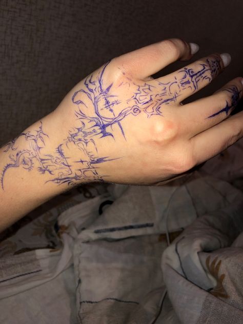 Edgy Hand Tattoos For Women, Hand Tattoo Cybersigilism, Cyberciligism Tattoo Hand, Sigil Hand Tattoos, Male Hand Tattoos Ideas, Sigil Tattoo Hand, Hand Tattoo Ideas, Sigil Tattoo, Sharpie Tattoos