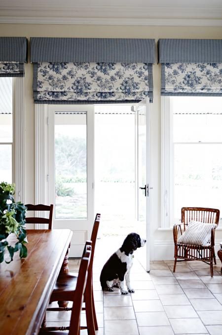 Tenda Tutorial, Diy Roman Shades, Roman Curtains, Kitchen Blinds, Melbourne House, Curtains And Blinds, Front Rooms, Roman Shade, Window Dressing