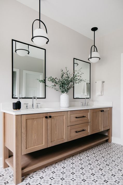 Master Bathroom Vanity Cabinet Custom, White Oak custom stained in Ledgerock Walls are in Benjamin Moore 1471 Shoreline #masterbathroom #whiteoak #Whiteoakvanity #BenjaminMoore1471Shoreline #BenjaminMoore Drømme Bad, Bilik Air, Master Bath Remodel, Hus Inspiration, Upstairs Bathrooms, Farmhouse Style House, House Bathroom, Bathroom Remodel Master, Bath Remodel