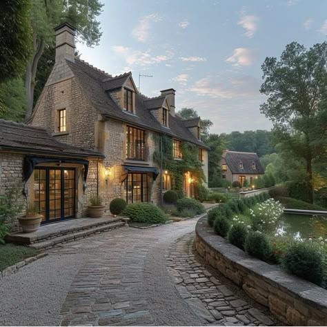 Country House Exterior, Modern English Country, Country Home Exterior, Porch Pergola, England House, Houses Architecture, Tudor Style Homes, Cottage Exterior, Brick Exterior House