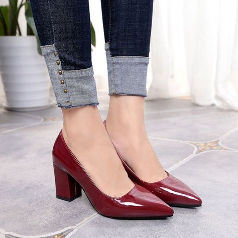 Ankle Socks Women, Point Shoes, Dress Shoes Womens, Fashion High Heels, Black High Heels, Kawaii Clothes, Thick Heels, Work Shoes, Black Pumps