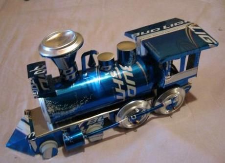 Coke Can Crafts, Pop Can Art, Beer Can Art, Pop Can Crafts, Lon Bia, Recycled Cans, Soda Can Art, Soda Can Crafts, Tin Can Art