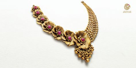 This charming neckpiece inspired by a bouquet of roses will undoubtedly add more than just a sparkle on your grand day. Azva Jewellery, A Bouquet Of Roses, Antique Gold Jewelry Indian, Gold Necklace Indian, Bouquet Of Roses, Gold Necklace Indian Bridal Jewelry, Antique Jewelry Indian, Wedding Jewellery Collection, Antique Gold Jewelry