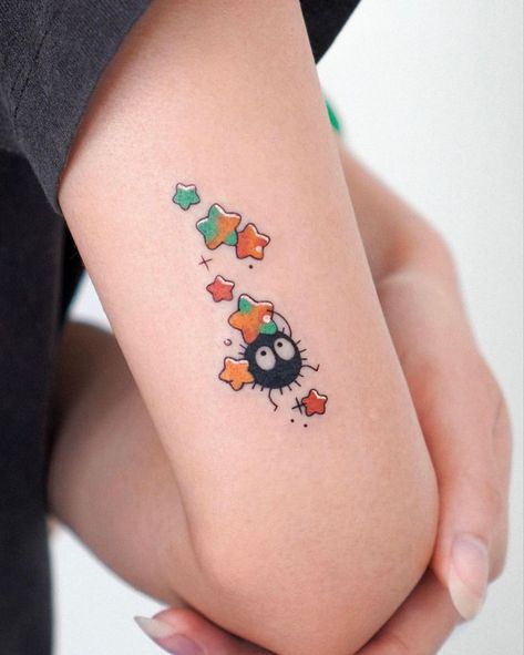 Miyazaki Tattoo, Stunning Tattoos, Small Girly Tattoos, Bestie Tattoo, Ghibli Tattoo, Small Butterfly Tattoo, Drawing Styles, Gorgeous Tattoos, Beautiful Tattoo