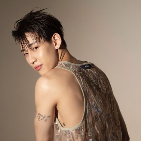 bambam got7 vogue korea magazine photoshoot behind Bambam Photoshoot, Seven Eleven, Bambam Got7, Korea Magazine, Magazine Photoshoot, Got7 Yugyeom, Double B, Got7 Bambam, Vogue Korea