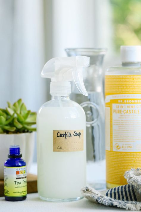 How to Make Homemade All-Purpose Surface Cleaner - Live Simply Homemade Bathroom Cleaner, Homemade All Purpose Cleaner, Diy All Purpose Cleaner, Homemade Body Wash, Homemade Face Wash, Homemade Cleaners Recipes, Cleaner Living, Laundry Soap Homemade, Essential Oils Cleaning