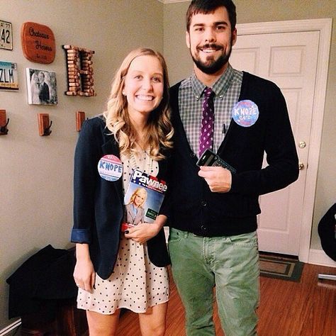 Leslie Knope and Ben Wyatt, Parks and Recreation Leslie Knope Costume, Feminist Halloween Costumes, Work Appropriate Halloween Costumes, Ben Wyatt, Classic Halloween Costumes, Tv Show Couples, Hot Costume, Leslie Knope, Parks And Rec