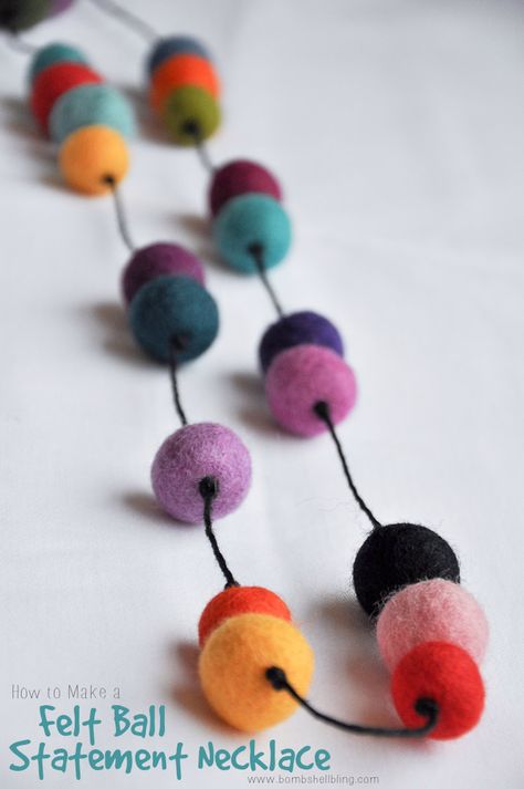 Felted Baubles, Felted Balls, Felt Products, Felt Necklace, Felt Beads, Felt Jewelry, Felt Balls, Needle Felting Projects, Necklace Tutorial