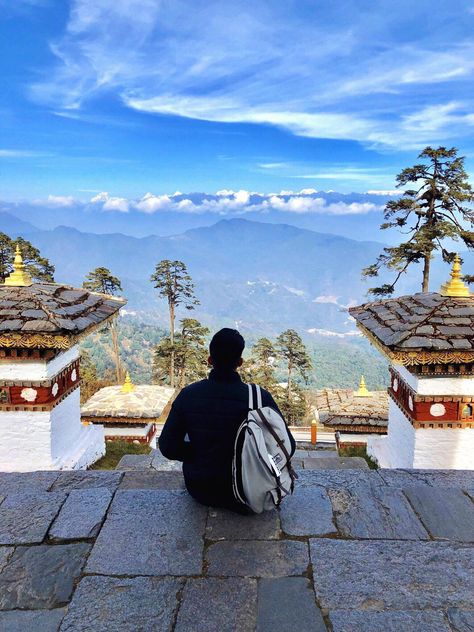 Bhutan Travel, Backpacking Asia, Dream Travel Destinations, Aesthetic Photography Nature, Bhutan, Travel Goals, India Travel, Beautiful Places To Visit, Travel Aesthetic