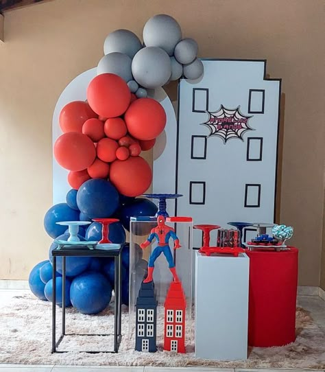 Spidey Balloon Garland, Spidey Balloon Arch, Spider Man Backdrop Ideas, Spidey Themed Birthday Party, Spiderman Decorations Birthdays, Spiderman Birthday Decor, Spidey Birthday Party, Happy Birthday B, Spiderman Theme Party