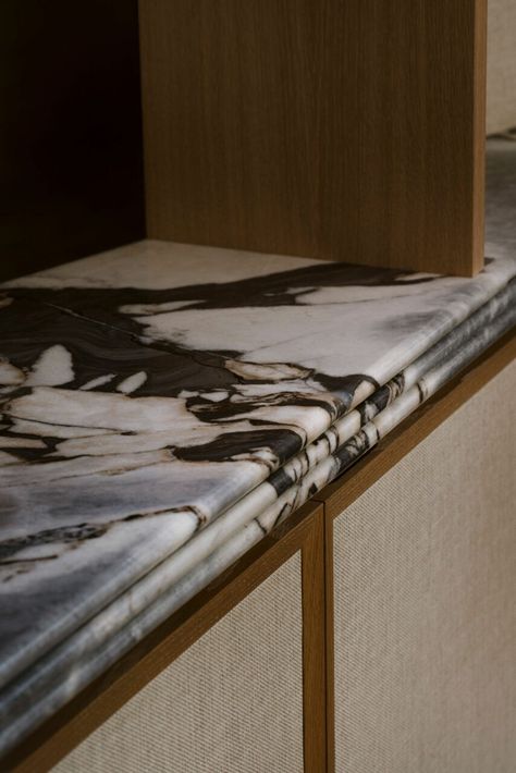 Vincent Terrace - FARE INC. Marble Counter Edge Detail, Stone Edge Detail, Marble Bar Counter, Skirting Detail, Details Interior Design, Interior Marble, Sink Backsplash, Marble Bar Top, Interior Design Hospitality