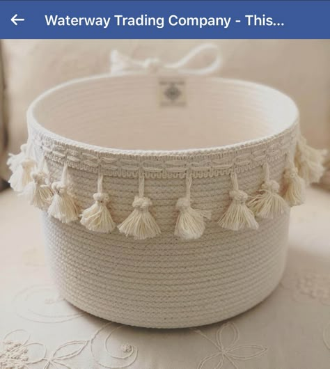 Clothesline Bowls, Easy Yarn Crafts, Diy Rope Basket, Rope Bowls, Coiled Fabric Basket, Rope Projects, Boho Crafts Diy, Diy Boho Decor, Rope Baskets