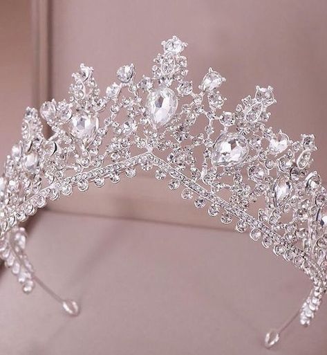 Princess Crown Aesthetic, Princess Crown Tattoos, Quinceanera Crowns, Rose Gold Quinceanera Dresses, Quince Crown, Rose Gold Quinceanera, Purple Quince, Quinceanera Jewelry, Quinceanera Tiaras