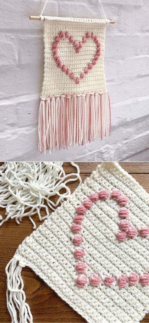 Beautiful Crochet Hearts Decor Ideas - Pattern Center Crochet Valentine Patterns, Christmas Crochet Blanket, Crochet Wall Art, Valentines Patterns, Decor Crochet, Crochet Wall Hangings, Valentines Crochet, Holiday Crochet, Crochet Decoration