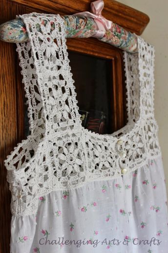 Crocheted Curtains, Col Crochet, Débardeurs Au Crochet, Crochet Yoke, Crochet Collar, Crochet Fabric, Chale Crochet, Crochet Top Pattern, Crochet Blouse