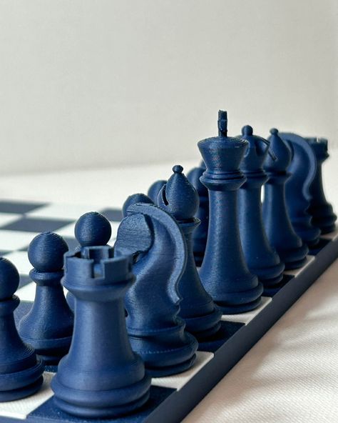 Classic Games Meet Modern Techniques. On this Chess Set, each piece is thoughtfully designed for balance and aesthetic appeal, making every game a pleasure to play. Available in Four Colors. Discover more at wausdesign.com #3D #3DPrinting #Design #EcoDesign #Chess Blue Chess Set, Modern Chess Set, 3dprinting Design, Eco Design, Drawing Room, Classic Games, Chess Set, Blue Aesthetic, Chess Board