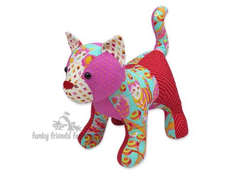 patchwork cat sewing pattern Patchwork Animals, Sewn Toys, Patchwork Cat, Cat Sewing, Cat Dolls, Memory Bears Pattern, Toy Making, Softie Pattern, Animal Sewing Patterns