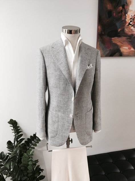 Summer Business Attire, Bespoke Jacket, Stylish Mens Suits, Blazer Outfits Men, The Rake, Classy Suits, Designer Suits For Men, Bespoke Suit, Mens Casual Dress Outfits