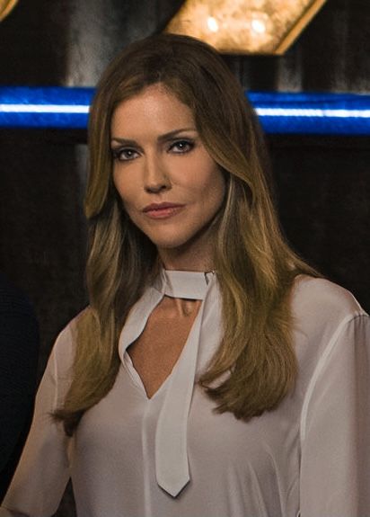 Charlotte Richards/ Mum Tricia Helfer Lucifer, Charlotte Richards, Lucifer Tv Show, Tricia Helfer Hot, Werewolf Aesthetic, Female Role Models, Tom Ellis Lucifer, Lauren German, Star Actress