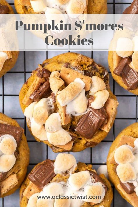 Halloween Flavored Cookies, Pumpkin Smore Cookies, Pumpkin S’mores Cookies, Pumpkin Marshmallow Cookies, Fall Cookie Recipes Easy, Pumpkin Smores Cookies, Call Cookies, Pumpkin Smores, Cookies Flavors