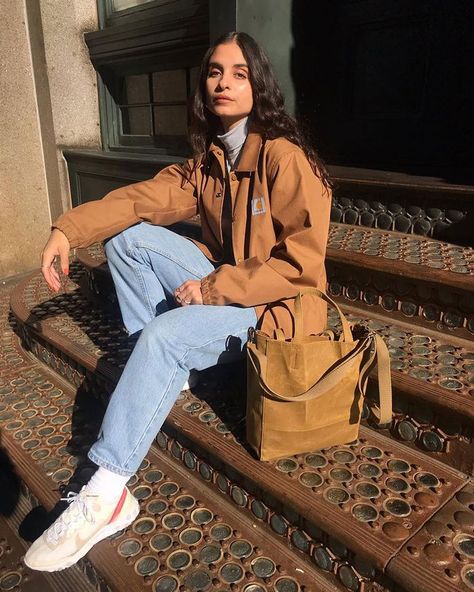 Danie Sierra, Highsnobiety Fashion, Aesthetic Outfits Men, Jeans And Converse, Sneakers Looks, Girl Fits, Lil Baby, Clothing Websites, Women Bags Fashion