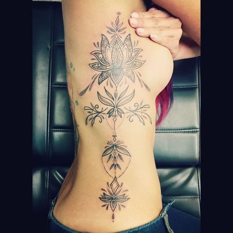 Lotus Side Tattoo Ribs, Mandala Tattoo Ribs For Women, Side Mandala Tattoo, Rib Hip Tattoos Women, Back And Rib Tattoo Women, Female Rib Tattoos Side Tat, Mandala Rib Tattoo, Side Tattoos Women Ribs Unique, Large Rib Tattoos For Women