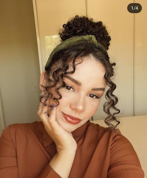 Loose Curls Hairstyles, Day After, Curly Pixie Hairstyles, Mixed Curly Hair, Peinados Recogidos, Curly Girl Hairstyles, Penteado Cabelo Curto, Easy Hairstyles For Long Hair, Loose Curls