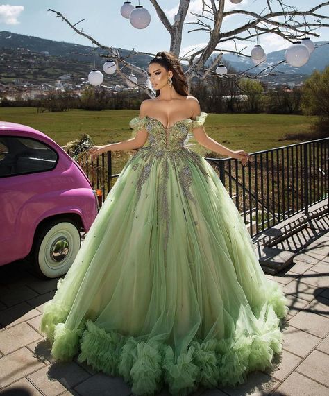 Dresses 😍👗 on Instagram: “OMG 🔥🔥♥️ @fjolla_naile . by @fjolla_naile ♥️♥️ . . . . #makeup #make #fashion #best #wow #no #yes #baby #dress #dresses #amazing…” Debut Gowns Green, Quincera Dresses, Light Green Quinceanera Dresses, Sage Green Ball Gown, Garden Prom Dresses, Sage Green Wedding Dress, Green Princess Dress, Quince Planning, Gown For Wedding