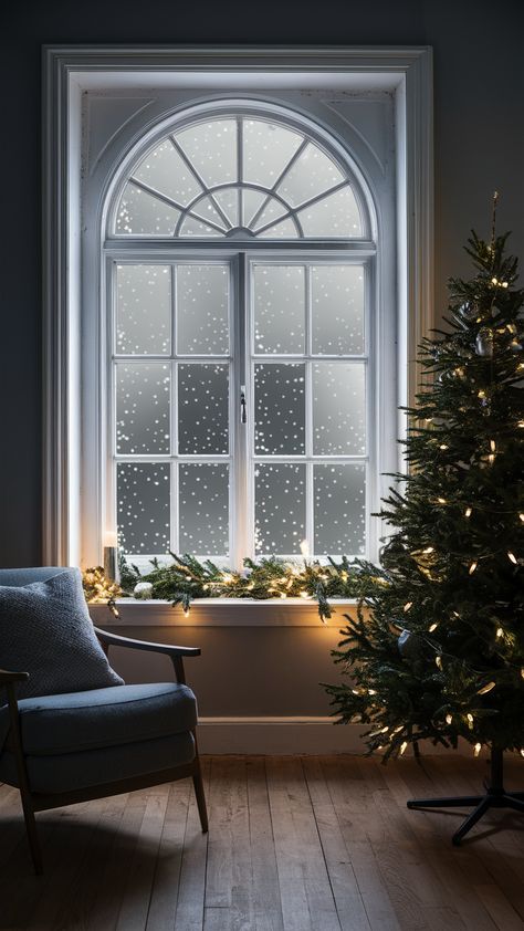 24 Christmas Lights on Windows Ideas: Inside, Outside & How to Hang Perfectly Window Lights For Christmas, Christmas Lights On Windows Inside, Christmas Lights On Windows, Creative Ideas For Christmas, Window Garland, Christmas Lights Inside, Christmas Window Lights, Windows Ideas, Snowflake Lights