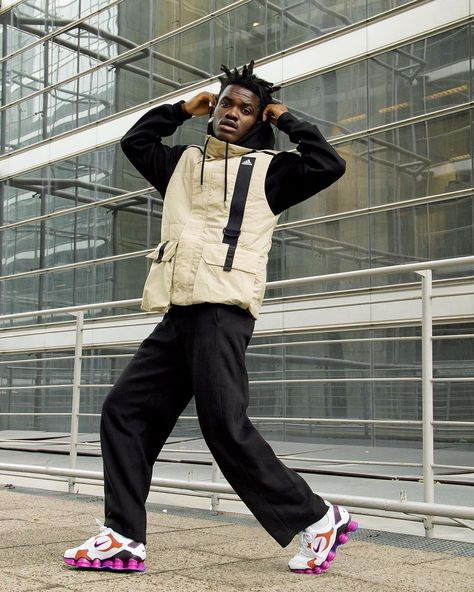 MARC KODJO 🎥🎞 (@codolipranne) posted on Instagram: “Flexing on my total look from @zalando.fr with my NIKE SHOX TL NOVA” • Feb 17, 2021 at 1:58pm UTC Nike Shox Outfit, Nike Shox Tl, Tech Outfit, Outfit Nike, Street Outfits, Nike Shox, Flexing, Total Look, Street Outfit