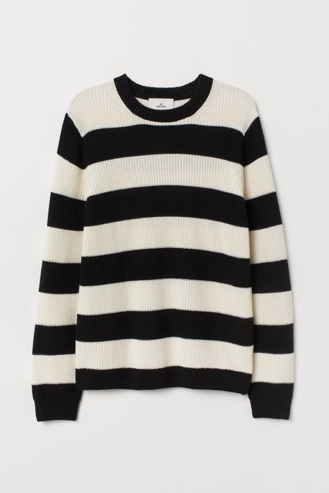 Striped Sweater Outfit, Mode Kylie Jenner, Pullovers Outfit, Ribbed Knit Sweater, Striped Sweater, Ribbed Sweater, Dream Clothes, White Sweaters, Stripe Sweater